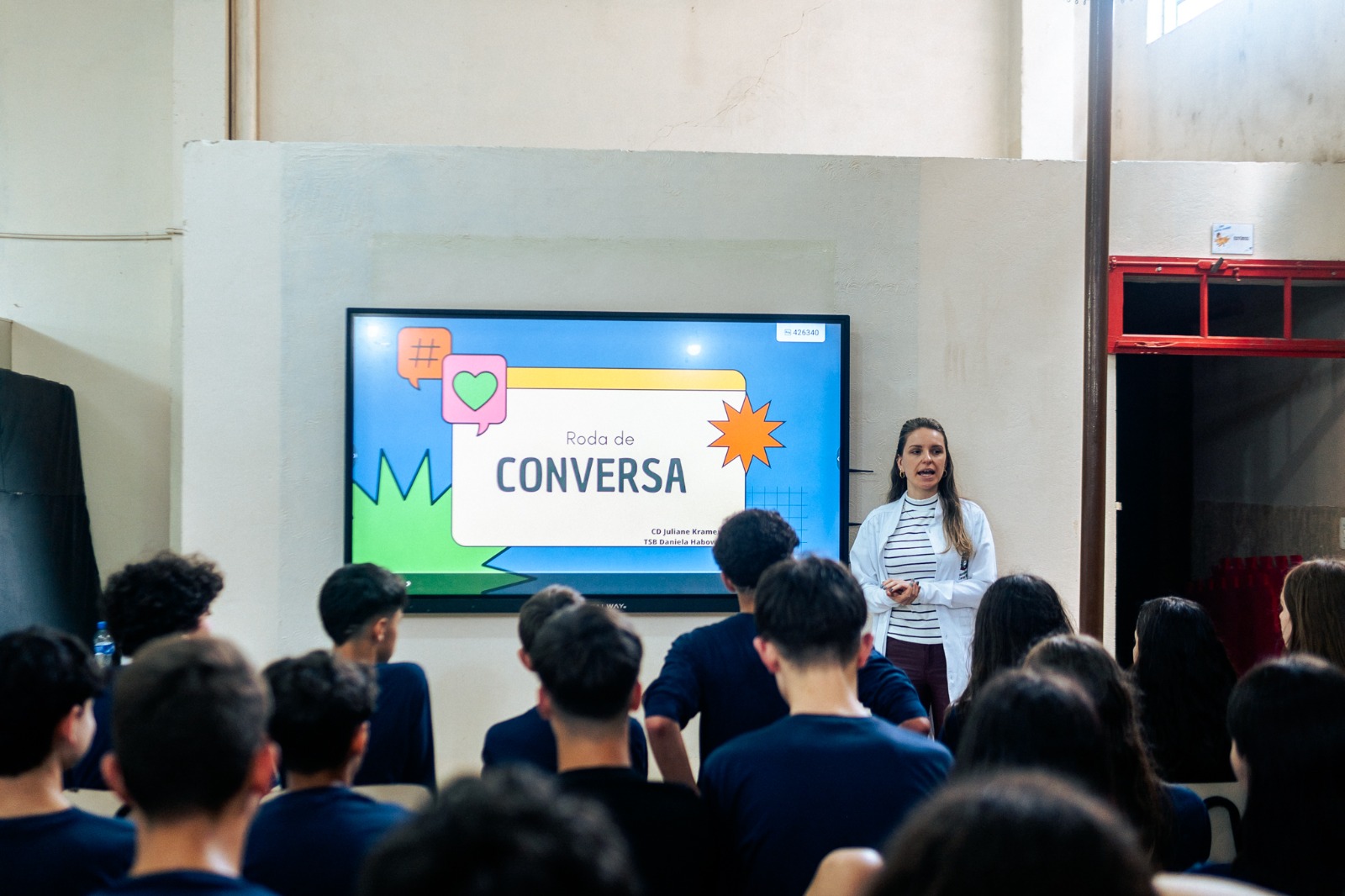 Riscos do cigarro eletrônico é tema de palestra na EMEF Santos Dumont