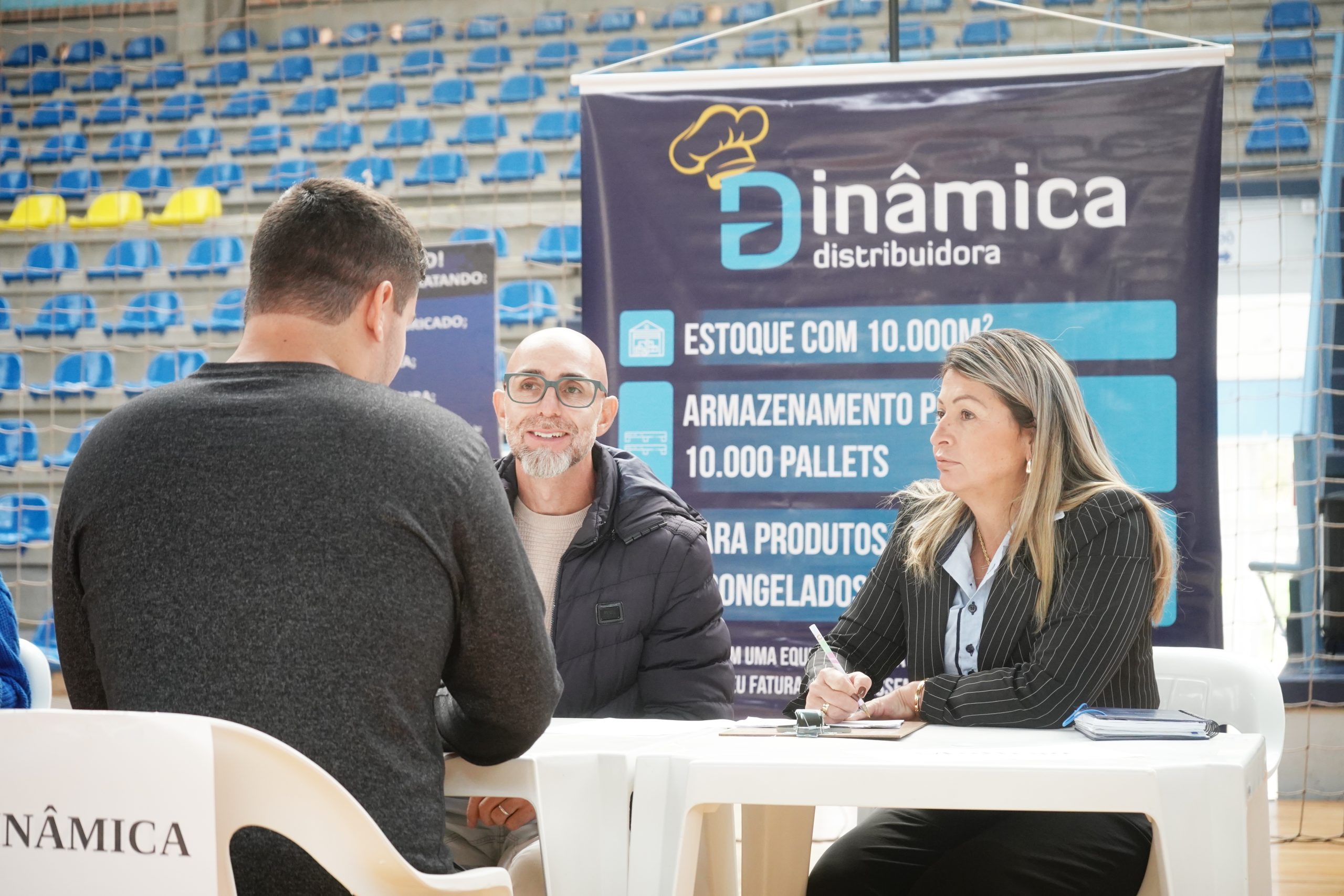 Mutirão de Empregos leva oportunidades para comunidade!