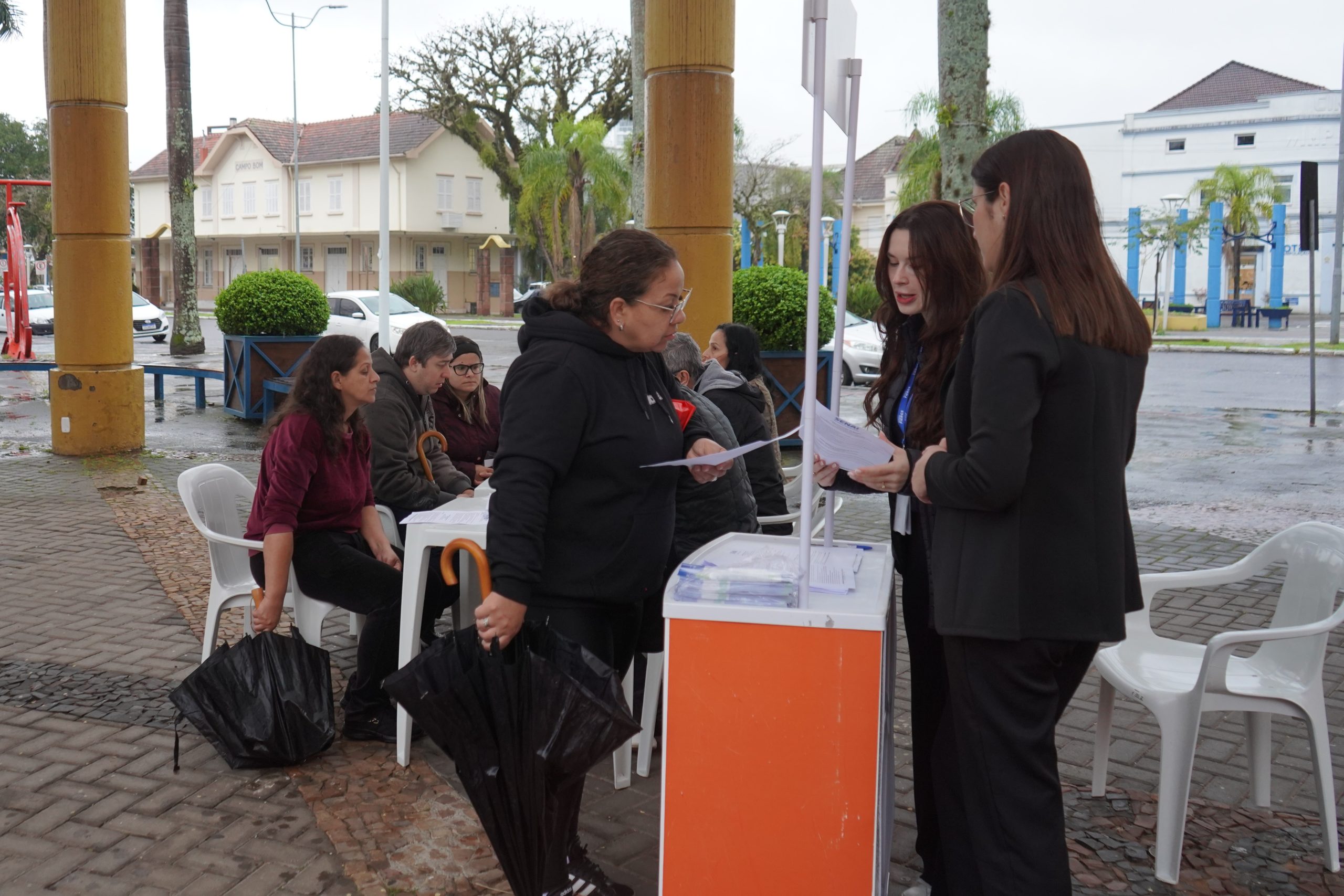 Qualifica Campo Bom segue com inscrições no Largo Irmãos Vetter