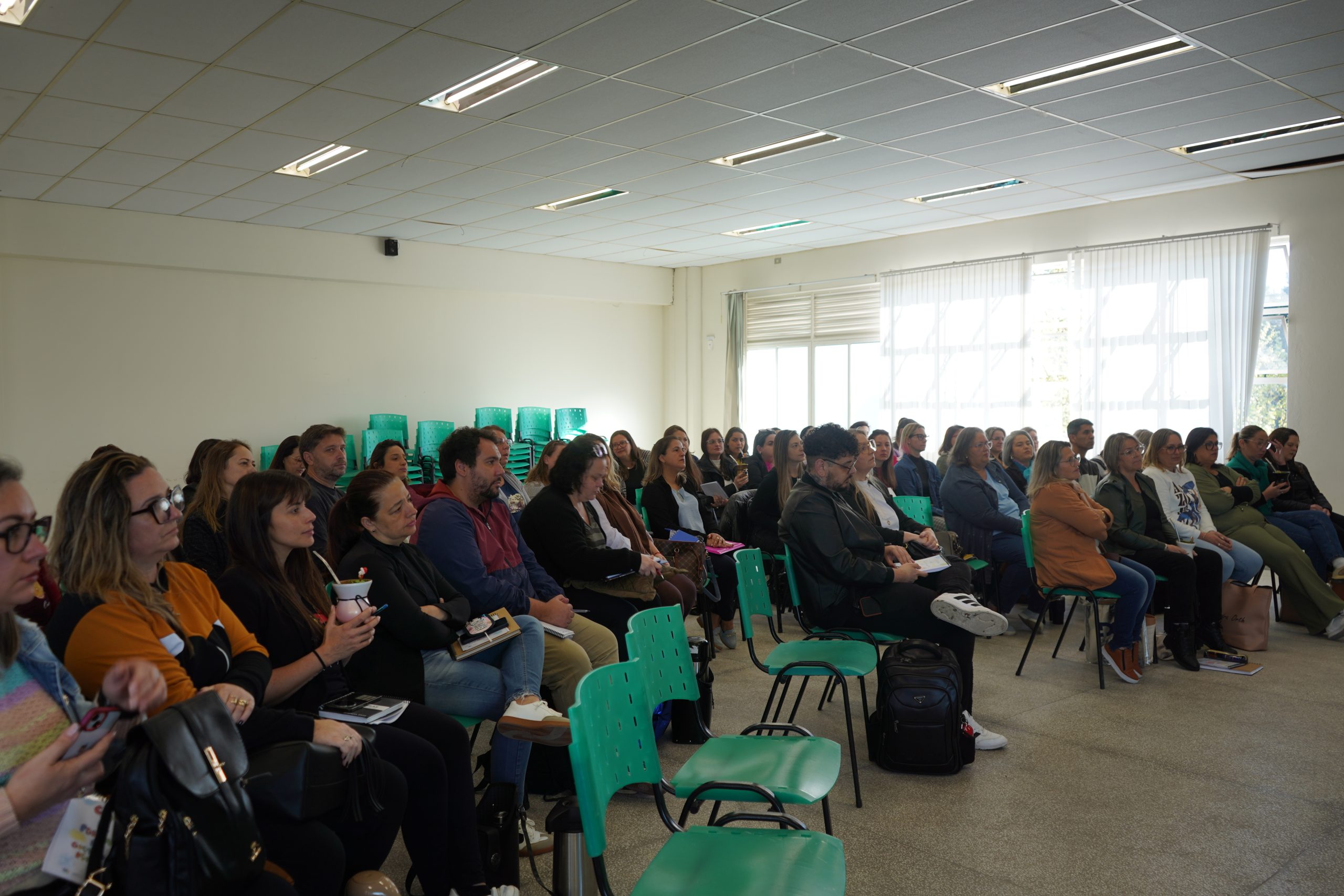 Formação prepara gestores escolares da Rede Municipal de Campo Bom