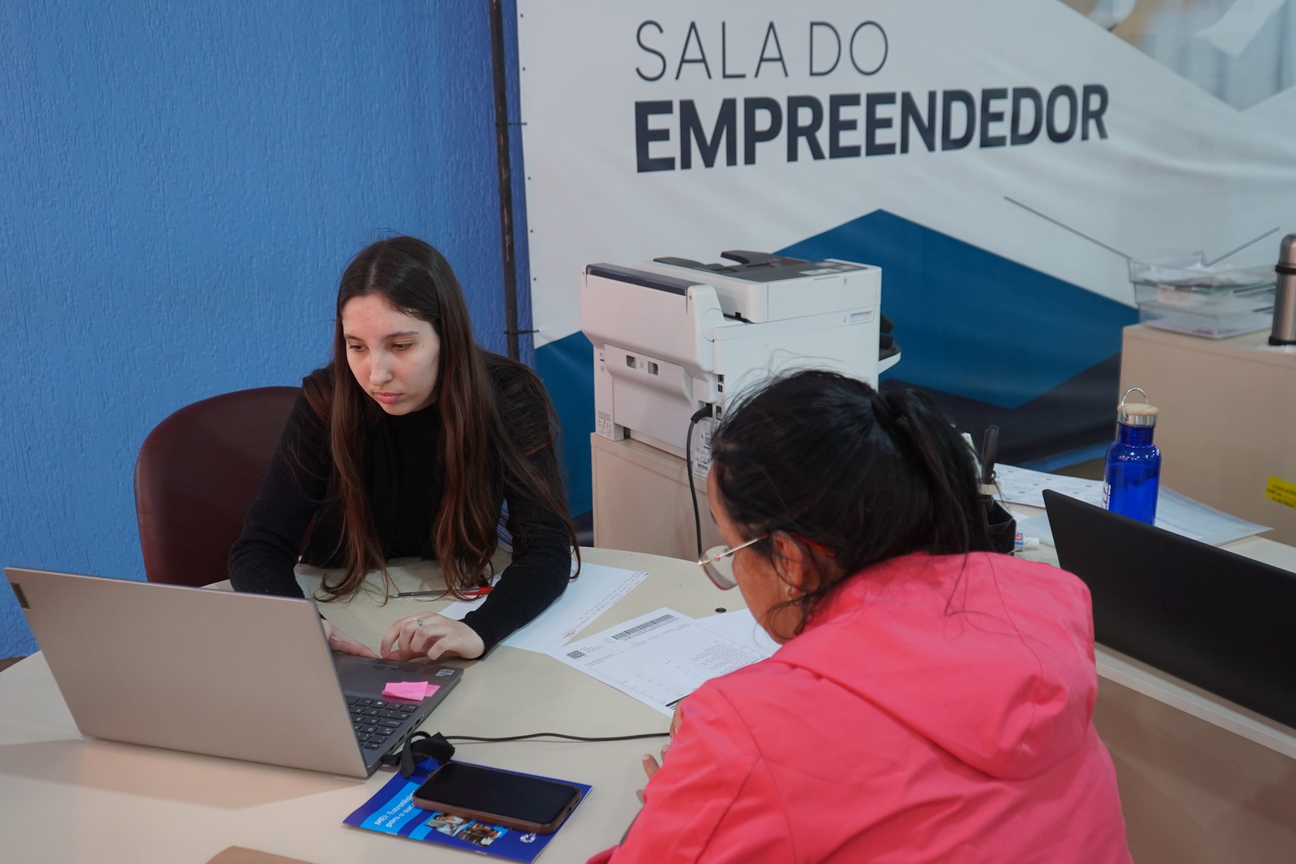 Prefeitura e Feevale orientam empreendedores individuais sobre parcelamento de débitos