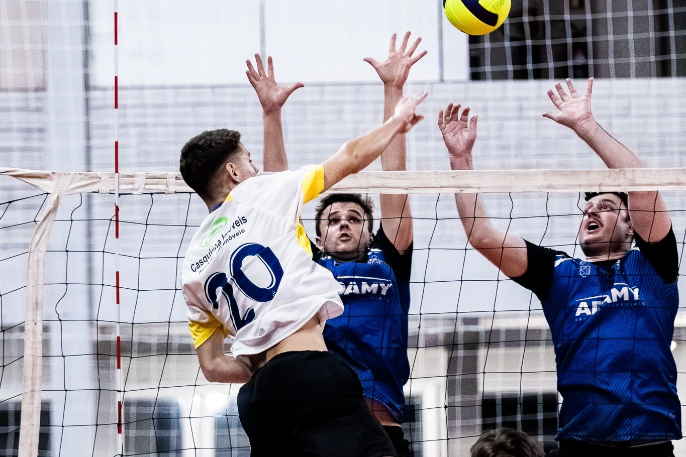 Resultados dos primeiros jogos do Municipal de Vôlei