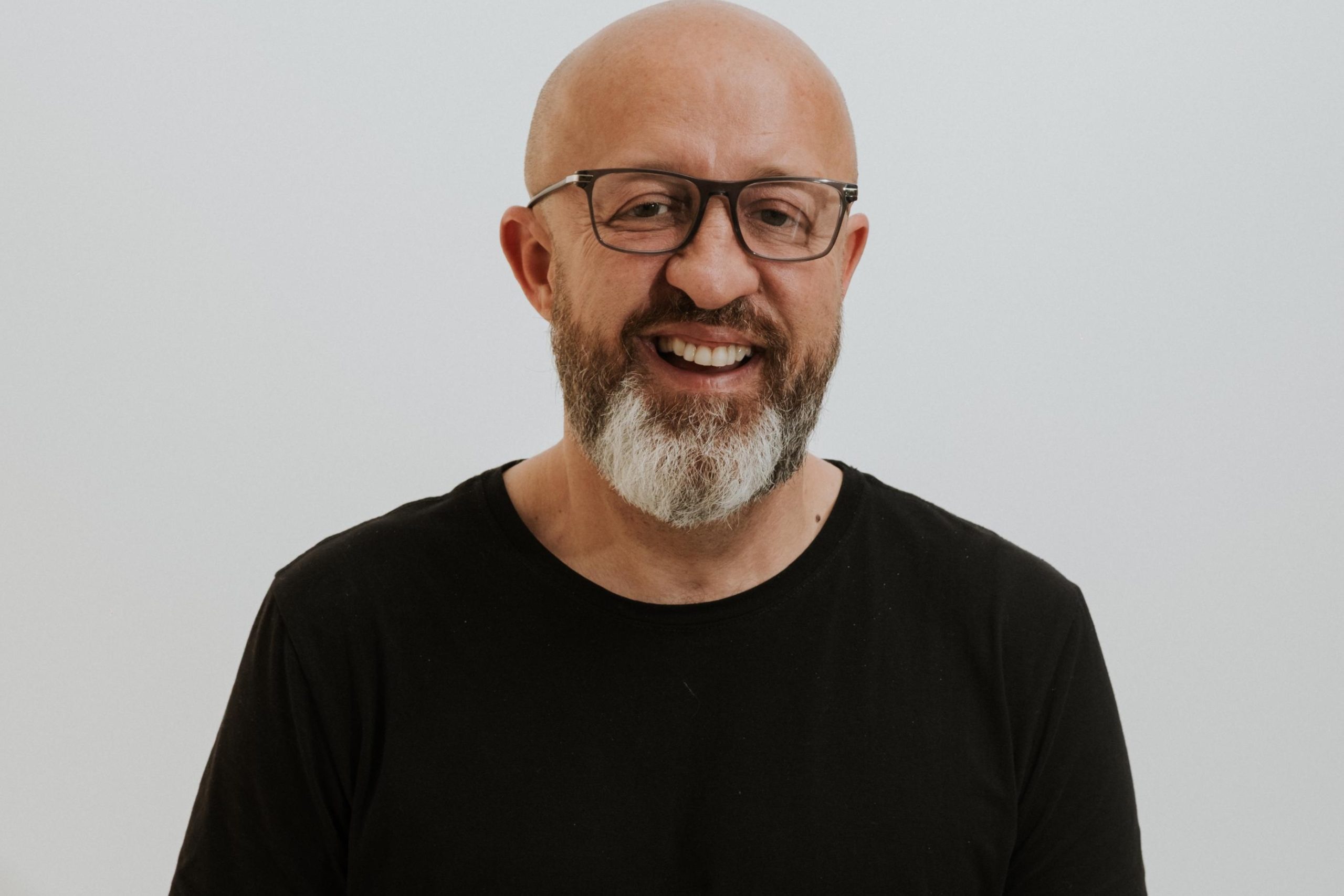 Fabrício Carpinejar será uma das atrações da Feira do Livro