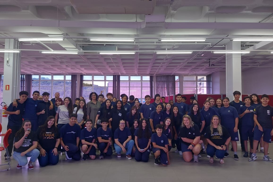 Alunos do 9º ano participam do projeto Startup Teens em parceria com a Feevale