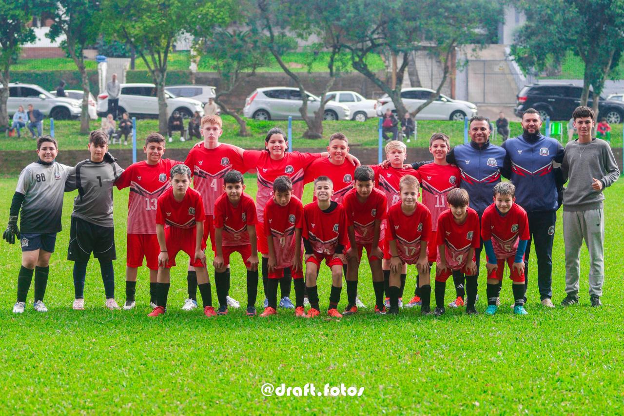 Acolher Cup chega às finais após seis meses de integração, esporte e formação cidadã