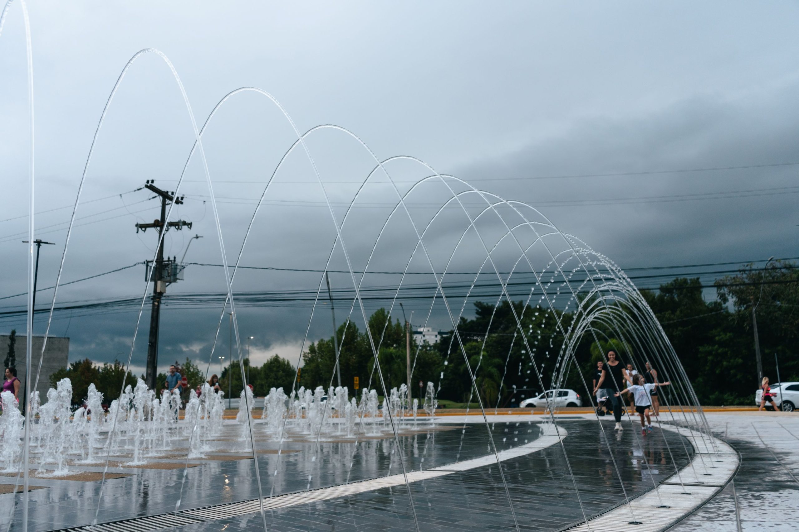 Chafariz do Parcão Sady Schmidt volta a funcionar depois de manutenção