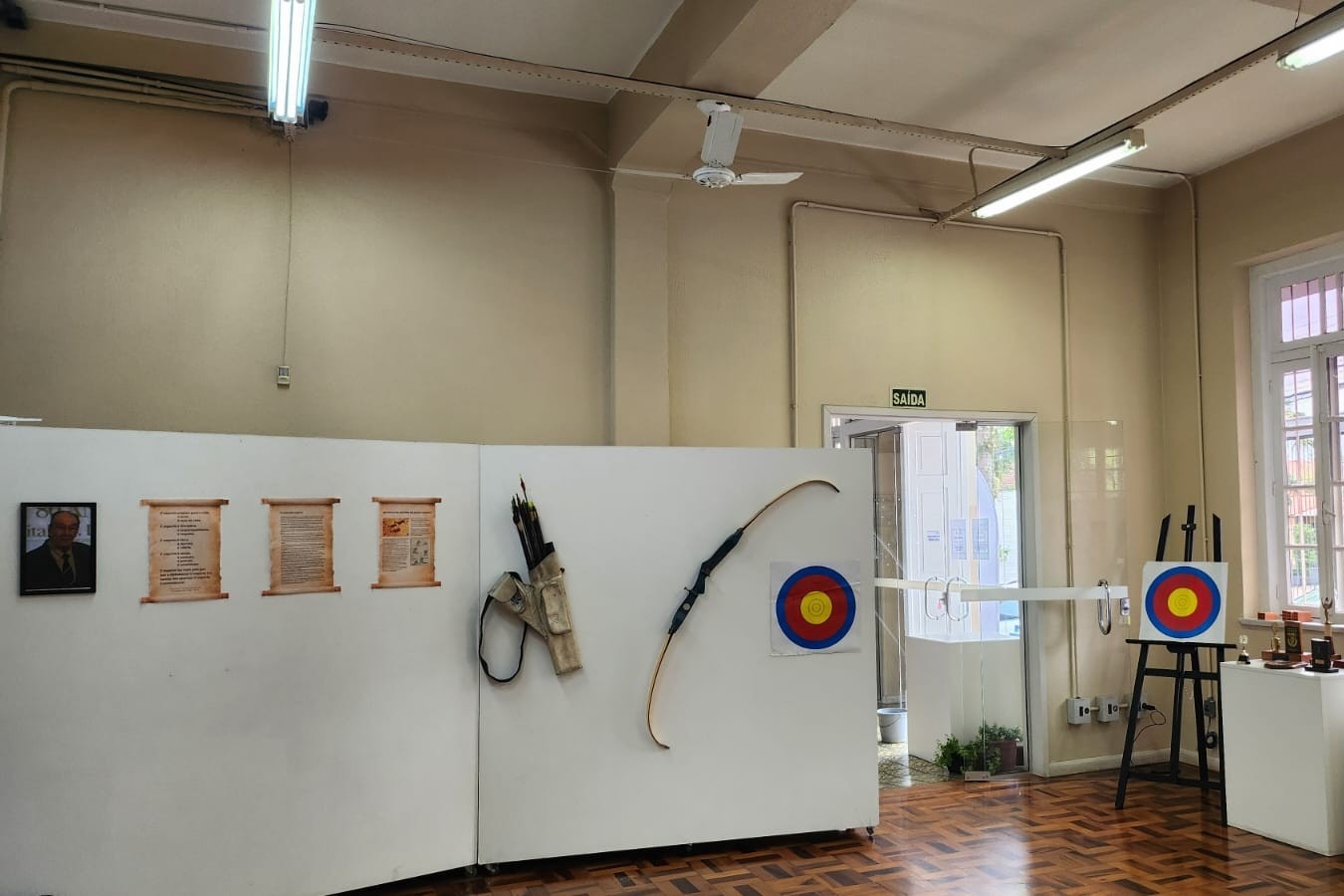 Trajetória do Dr. Francisco no Tiro com Arco em exposição no Espaço Cultural Dr. Liberato