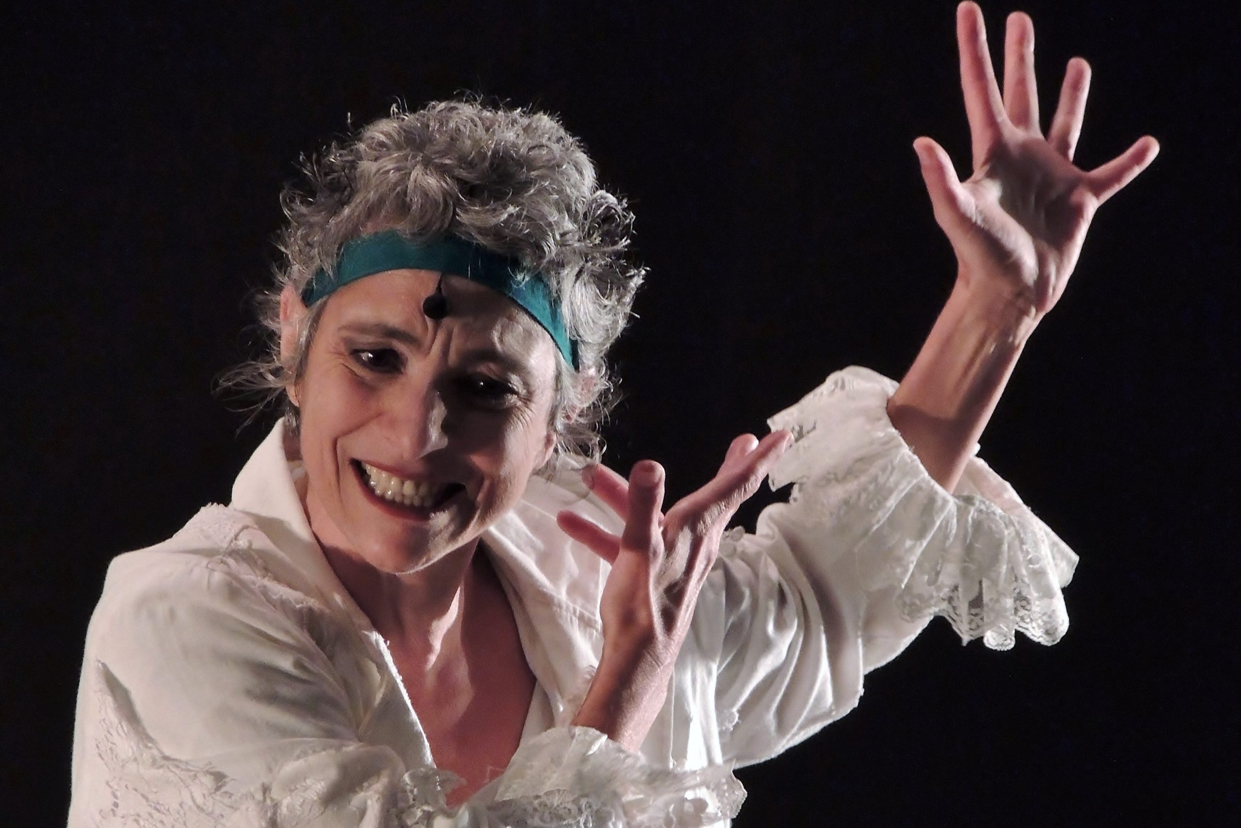 Festejando Campo Bom Verão traz espetáculo sobre Mario Quintana ao Teatro do CEI