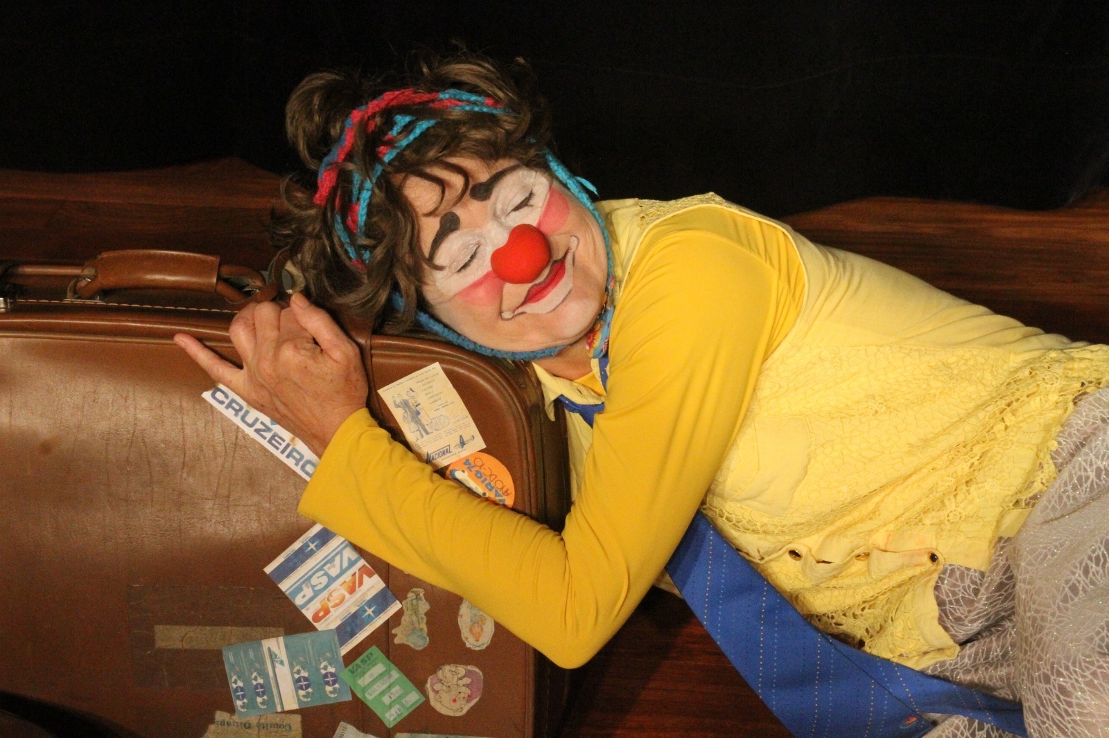 Festejando Campo Bom Verão traz espetáculo “JUNTO” ao Teatro do CEI