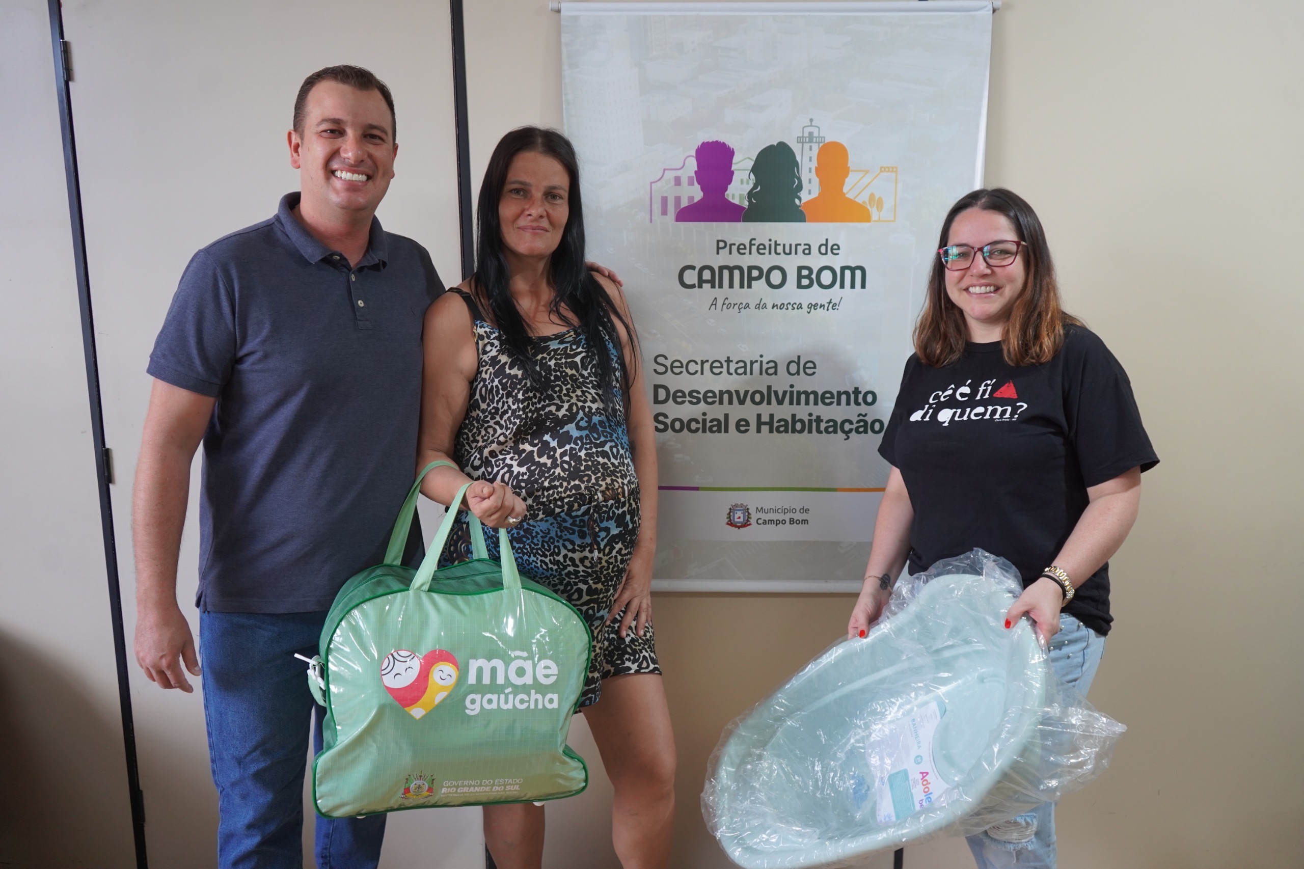 Campo Bom recebe nova remessa de kits do Programa Mãe Gaúcha e reforça orientações para gestantes