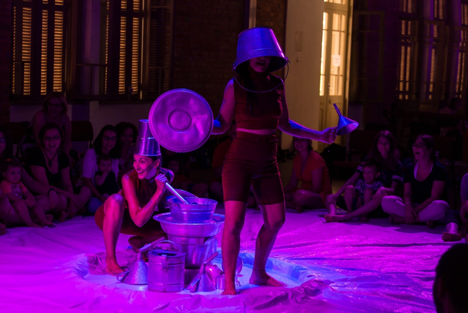 Espetáculo “Chuá – Descobertas na Água” promete encantar bebês e famílias no Festejando Campo Bom Verão