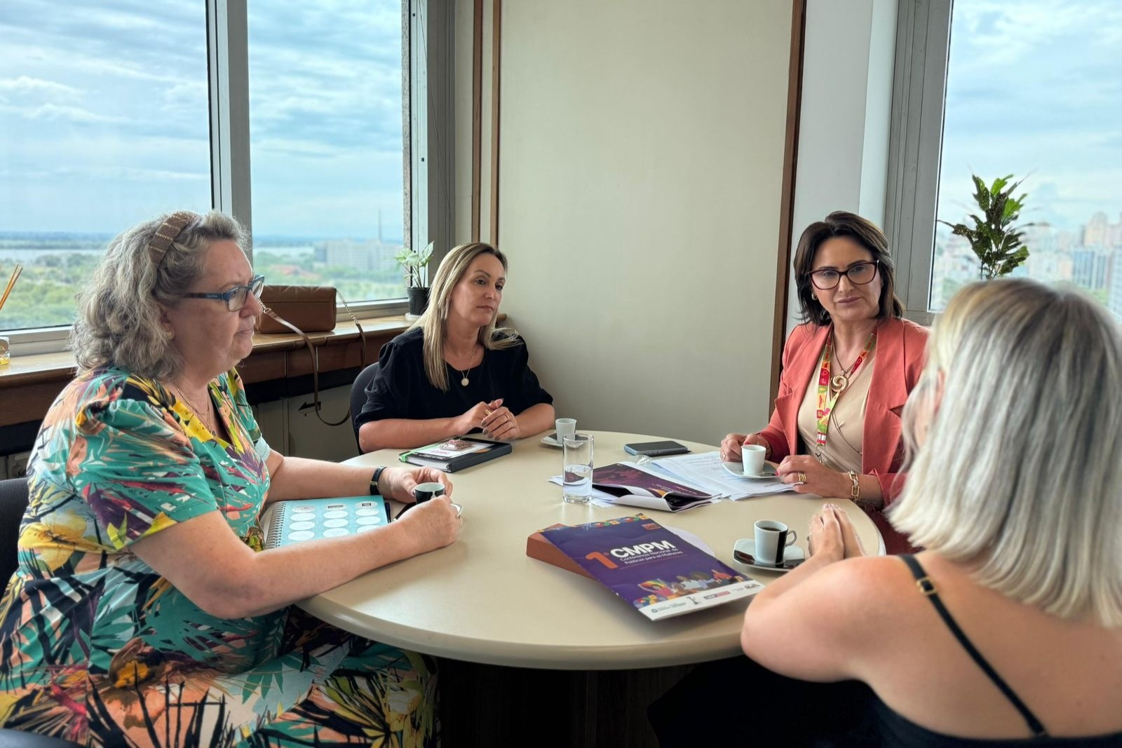 Campo Bom debate proteção e direitos da mulher com Governo do Estado