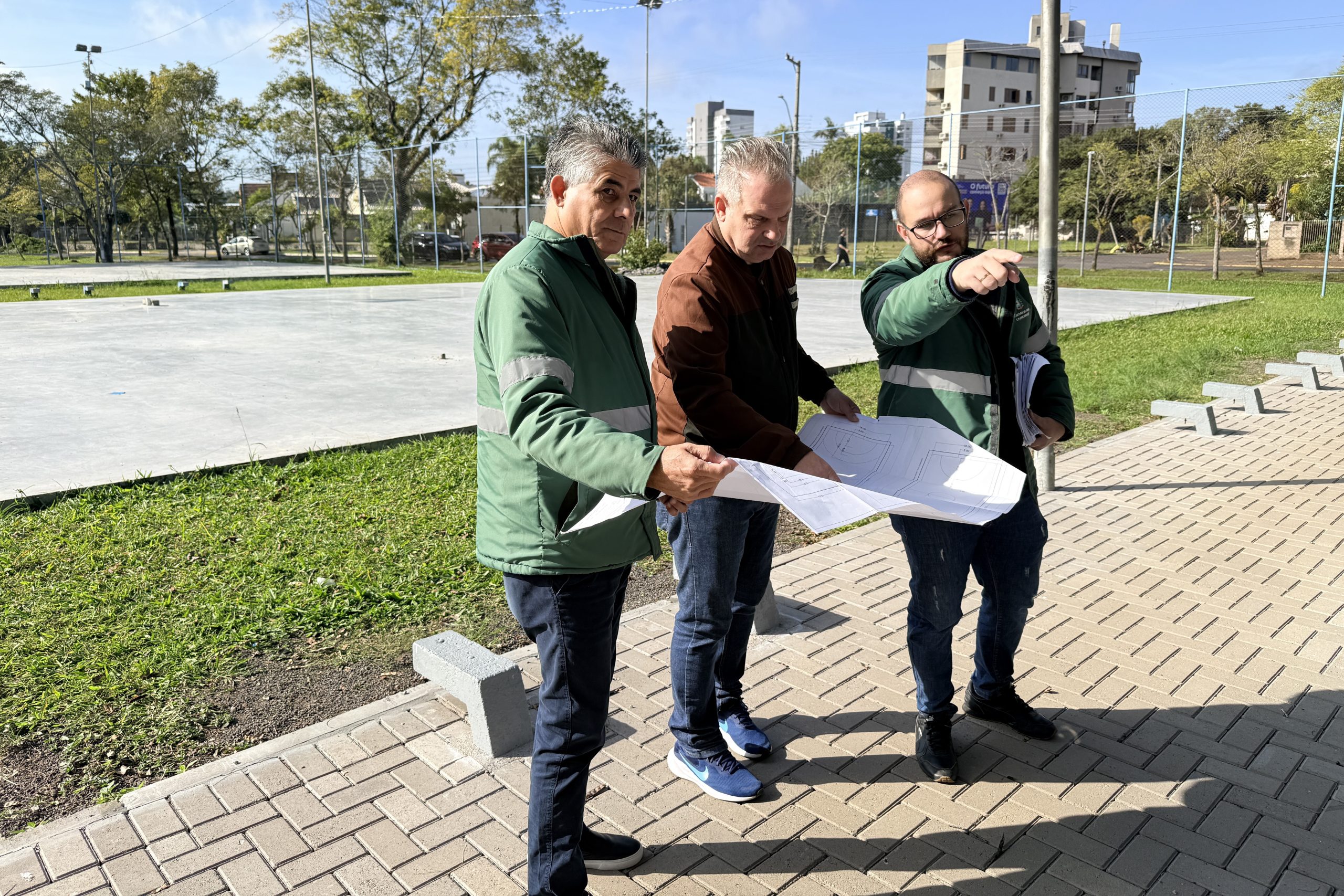 Reforma das quadras esportivas do Parcão atinge 85% de conclusão