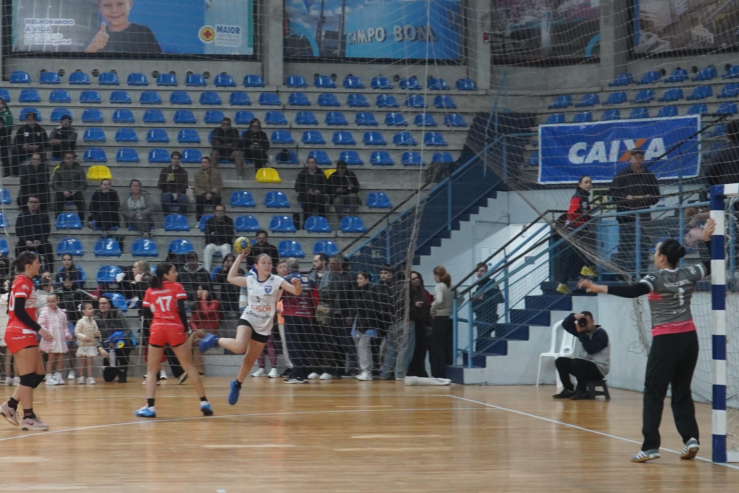 Brasileiro de Handebol Feminino segue até domingo
