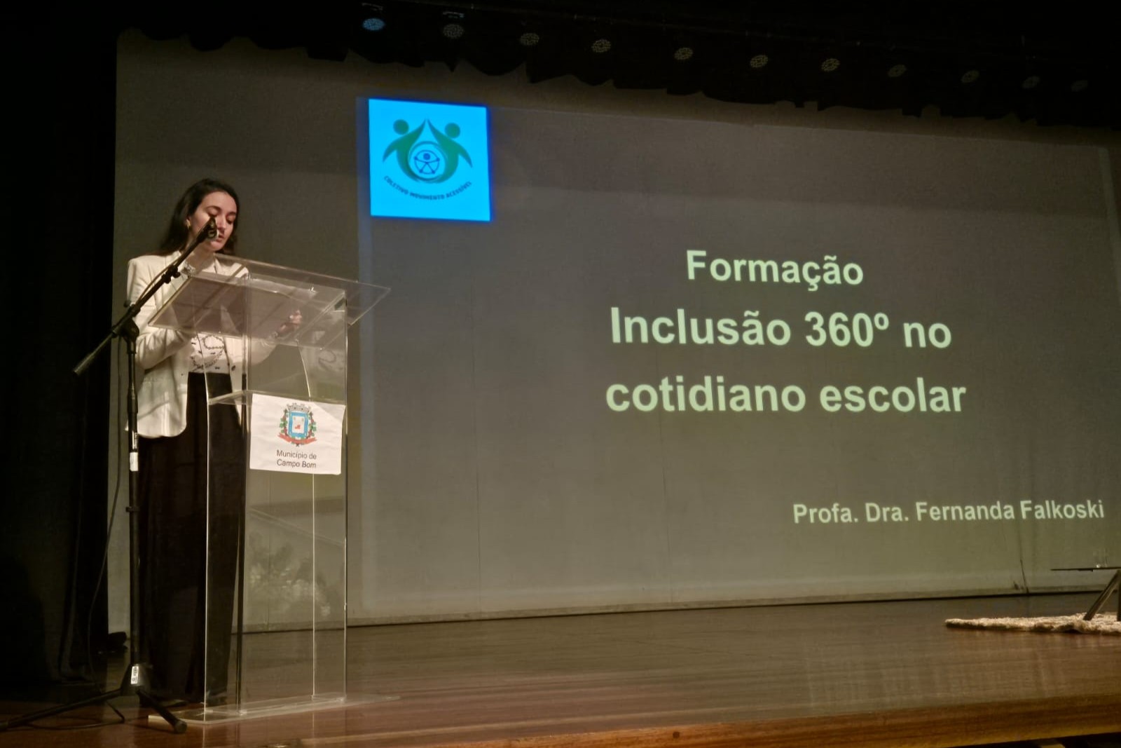 Inclusão 360º no cotidiano escolar foi tema de formação na rede municipal